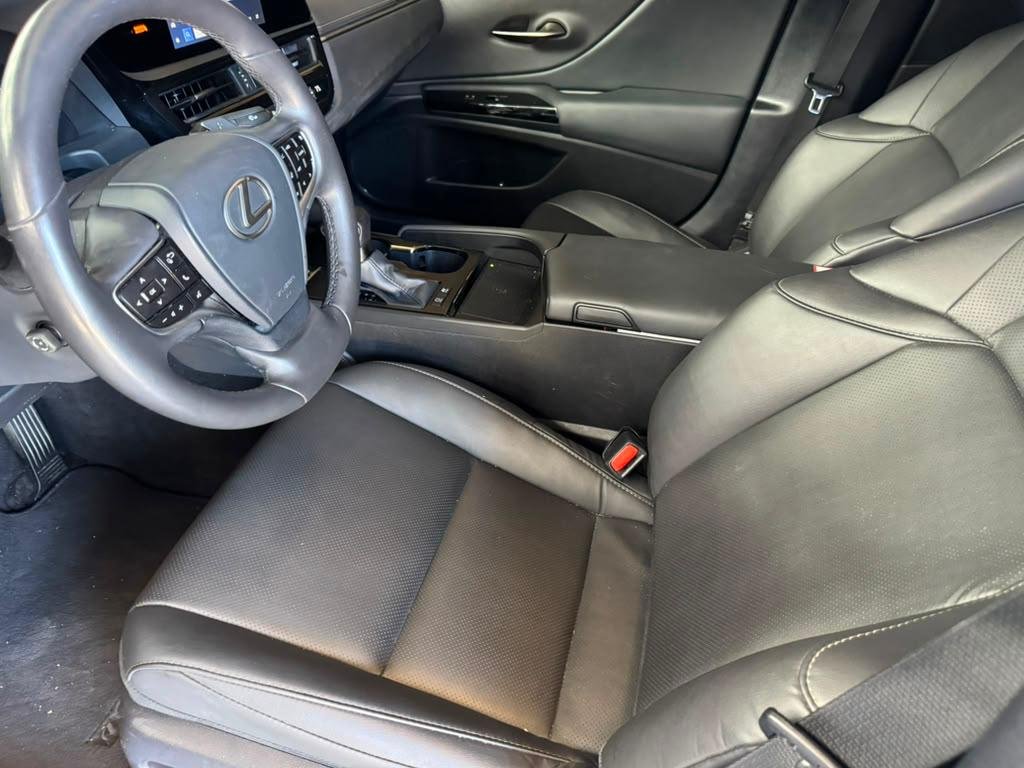 Lexus ES300h